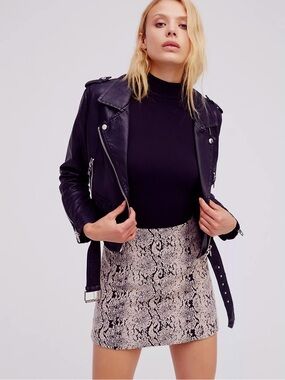 FREE PEOPLE Jacquard Boho Mini Skirt Size 8